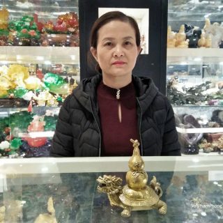Cô Thảo - Khách hàng mua Rùa đầu rồng đồng cõng hồ lô đồng D289.