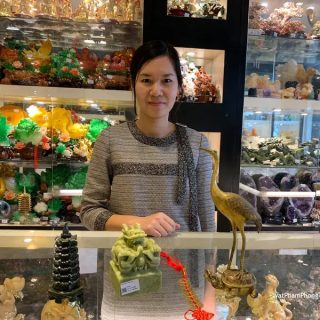 Chị Thoa - Khách hàng mua Tiên hạc trên lưng thần long quy D285,Ấn rồng Lam Ngọc HM044  và Tháp văn xương lam ngọc 7 tầng GM059.