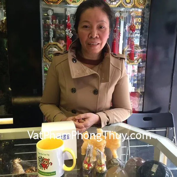 Chị Hằng - Khách hàng mua kỳ lân hoàng long HM039 và hồ lô trơn nhỏ D206