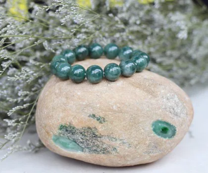 Chuỗi Phỉ thúy xanh đậm A+ 14 li S6396