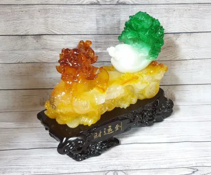 Tỳ hưu vàng ngọc kéo xe bắp cải xanh trên đế gỗ lớn - Tài Vận Đáo LN044