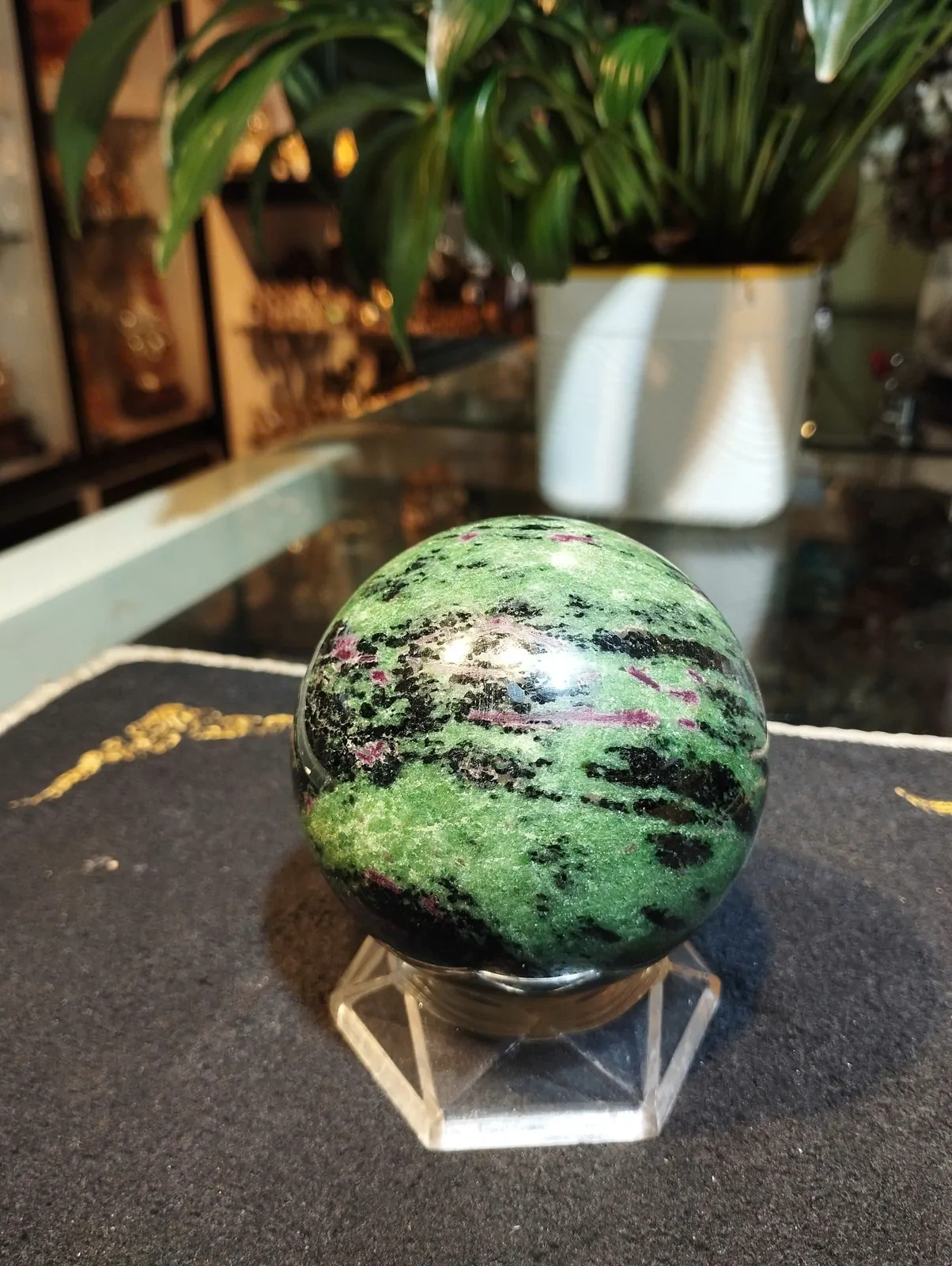Quả cầu đá hồng lục bảo (vỏ ruby) M185-S5-4808