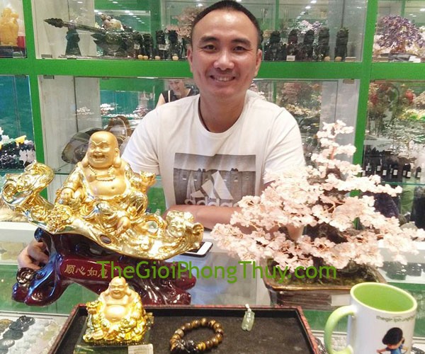 Anh Tuấn- Khách hàng mua Phật di lạc ngồi trên như ý FH245G,Ve phỉ thúy xanh đậm A+ FS6497 , Phật di lạc cầm nén vàng FG144A,Chuỗi tỳ hưu mắt mèo 12li FS6416 và Cây tài lộc kiểu mới pháo hoa thạch anh hồng FKC071.