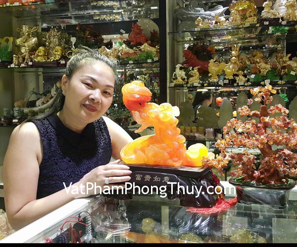 Chị Phương Anh - khách hàng mua Như ý đỏ đế gỗ A228, Cây tài lộc mã não đỏ KC055, Hồ ly thạch anh tím S6057